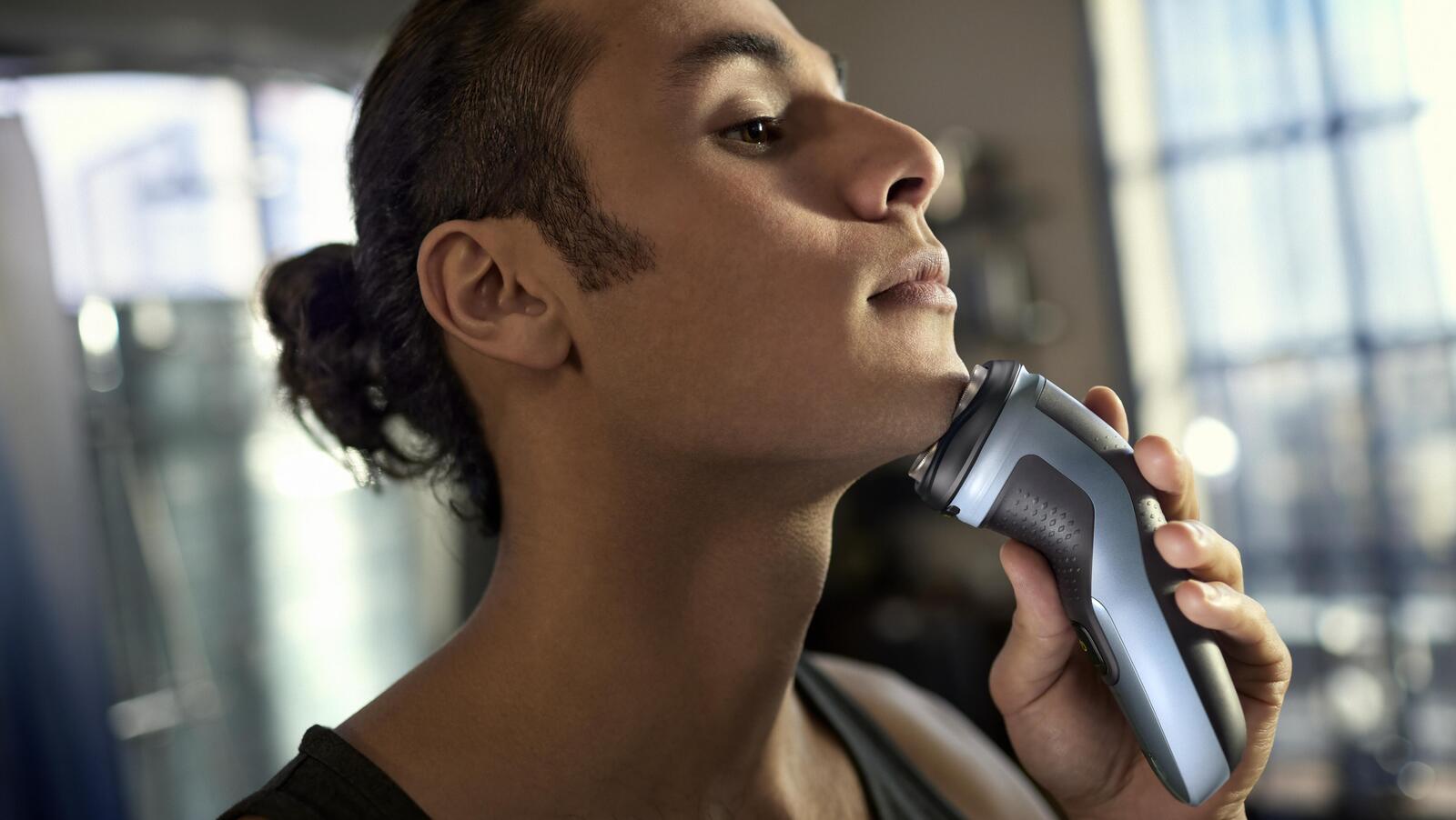Philips Shaver Series 3000 Wet & Dry Shaver (X3063/00)