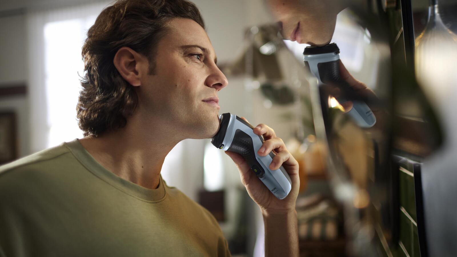 Philips Shaver Series 3000 Wet & Dry Shaver (X3063/00)