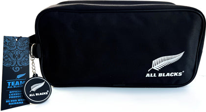 All Blacks Toilet Bag - with Navy Keyring